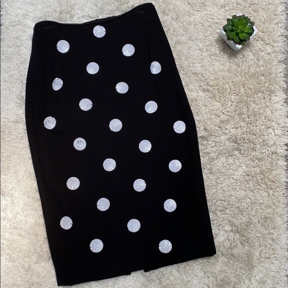 Stunning white sequin midi skirt